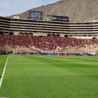 Imagem referente a Ônibus atrasa e final da Libertadores começará às 18h30 (de Brasília)