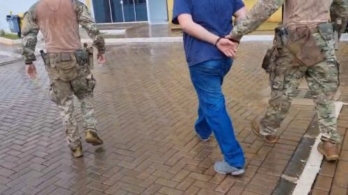 PRF apreende mais de 87 kg de drogas em Corsa na BR-277