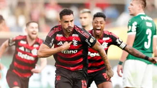 Flamengo vence Palmeiras e vira 1º brasileiro tetra da Libertadores Flamengo vence Palmeiras e vira 1º brasileiro tetra da Libertadores