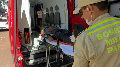 Rio do Salto: Jovem capota carro na PR-180 e vai parar no mato em Cascavel