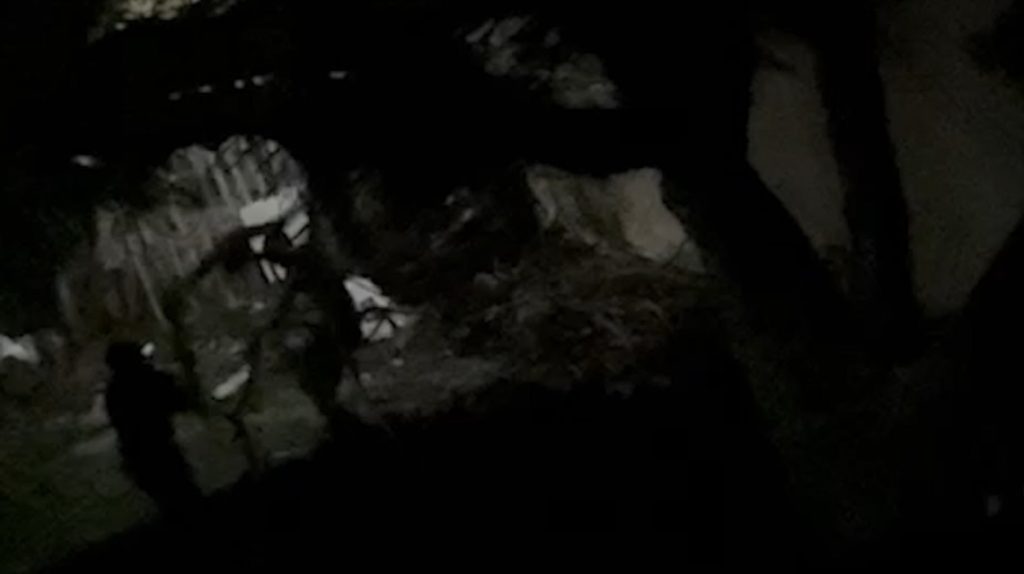 Novas imagens: Morador do Coqueiral flagra briga e gritaria de arruaceiros