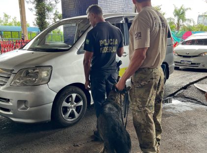 PF fecha o cerco na Ponte da Amizade e promete Natal sem contrabando
