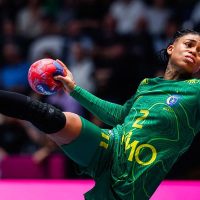 Imagem referente a Handebol: Brasil fecha 1ª fase do Mundial com 100% de aproveitamento
