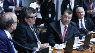 Comissão do Senado aprova aumento da taxação de fintechs e bets Comissão do Senado aprova aumento da taxação de fintechs e bets