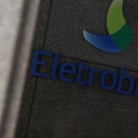 Senado aprova proposta de realocação de trabalhadores da Eletrobras Imagem referente a Senado aprova proposta de realocação de trabalhadores da Eletrobras