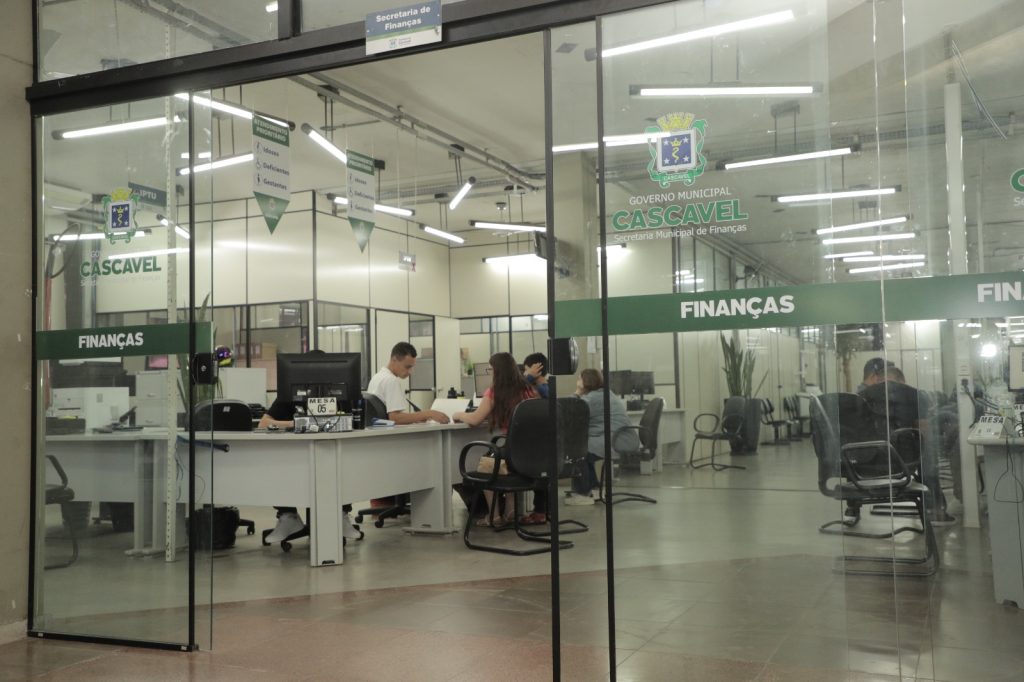 Contribuintes têm até dia 15 de dezembro para renegociar dívidas com a Prefeitura com até 90% de desconto