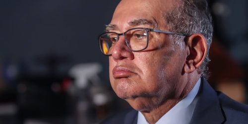 Gilmar decide que só PGR pode pedir impeachment de ministro do STF Gilmar decide que só PGR pode pedir impeachment de ministro do STF