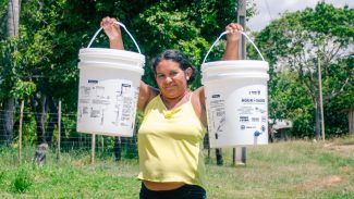 Indígenas recebem 8,3 mil filtros para acesso à água potável Indígenas recebem 8,3 mil filtros para acesso à água potável