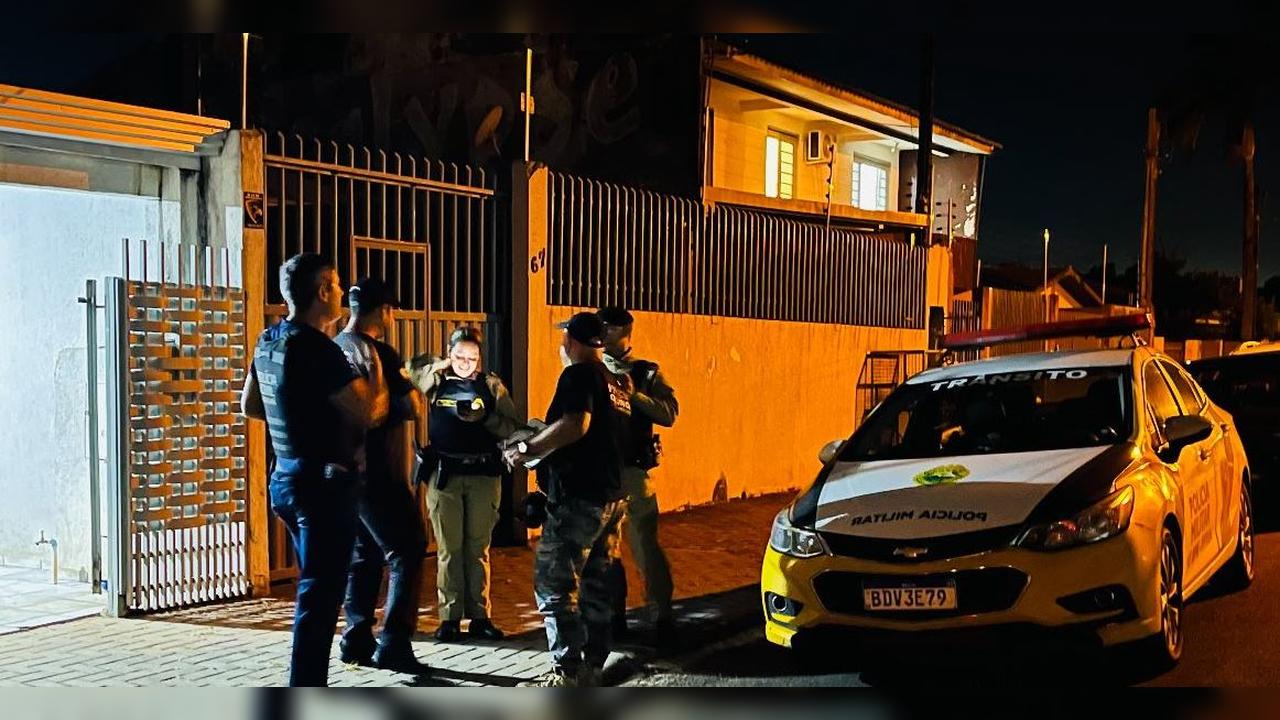 Tragédia na Rua Renascença: corpo de morador é encontrado em casa com ferimento Tragédia na Rua Renascença: corpo de morador é encontrado em casa com ferimento