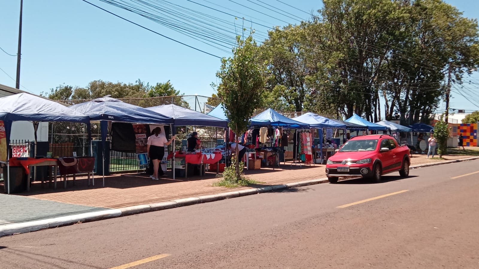 Feirinha do Bairro Periolo segue com atividades nesta quinta-feira Feirinha do Bairro Periolo segue com atividades nesta quinta-feira