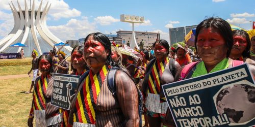 Indígenas celebram remarcação de julgamento do marco temporal