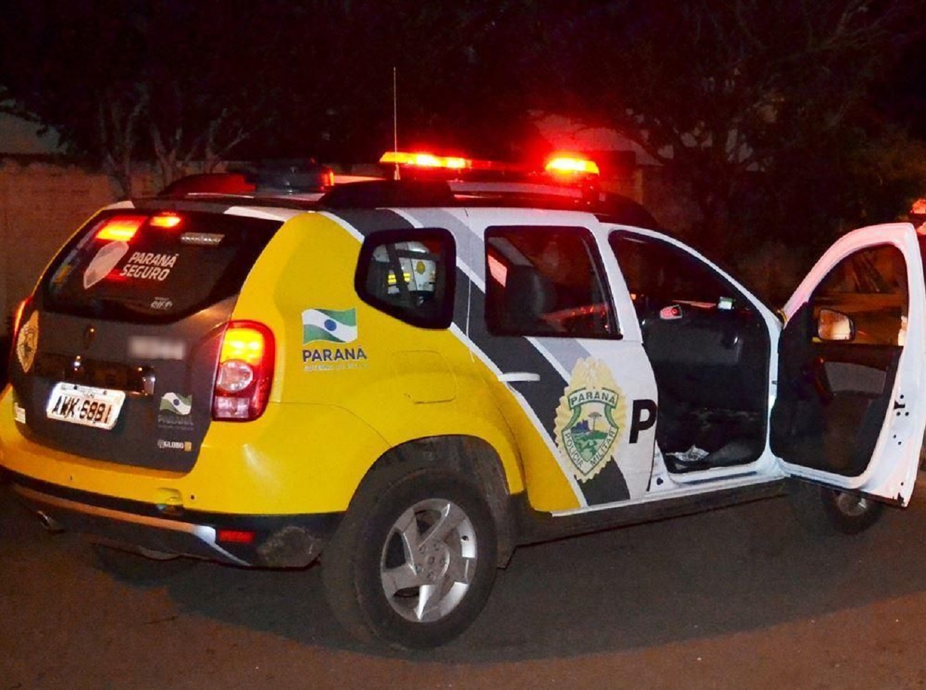 Valentão bate na ex, dá tiro para cima, mas fica com medo da PM no Paraná Imagem referente a Valentão bate na ex, dá tiro para cima, mas fica com medo da PM no Paraná