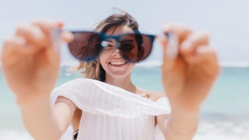 Com a chegada do verão, aumentam os casos de doenças oculares Com a chegada do verão, aumentam os casos de doenças oculares