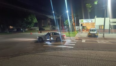 Imagem referente a Motorista é conduzido a Delegacia em Cascavel e BMW é apreendida por débitos de IPVA