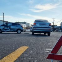Imagem referente a Colisão entre HB20 e Siena causa lentidão na Rua Padre Anchieta, no Parque São Paulo
