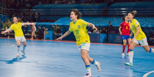 Copa do Mundo de futsal: Brasil supera Espanha e se garante na final Imagem referente a Copa do Mundo de futsal: Brasil supera Espanha e se garante na final