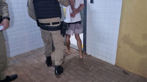 Imagem referente a Jovem é detido acusado de violência doméstica no Conjunto Riviera