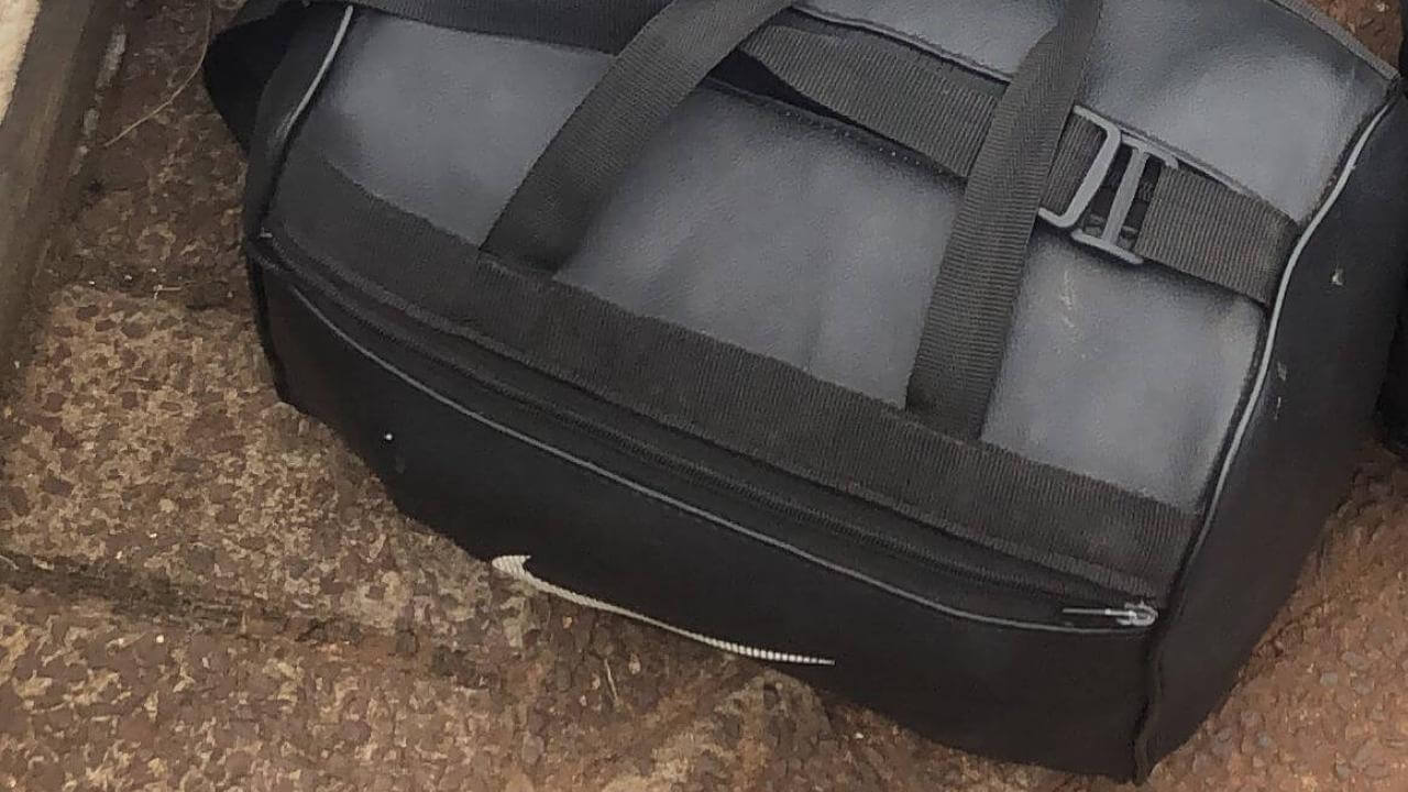 Foi perdido bolsa no bairro Interlagos Foi perdido bolsa no bairro Interlagos