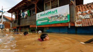 Mortes por enchentes na Ilha de Sumatra ultrapassam 900 Mortes por enchentes na Ilha de Sumatra ultrapassam 900