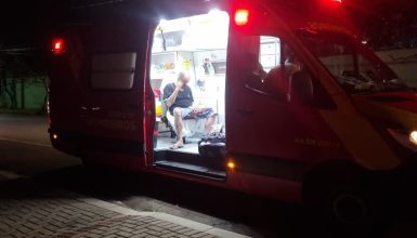 Bombeiros atendem vítima esfaqueada no Centro de Cascavel Imagem referente a Bombeiros atendem vítima esfaqueada no Centro de Cascavel