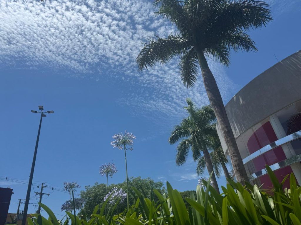 Tarde de sol e noite com chance de tempestade: veja a previsão para este domingo (7) em Cascavel