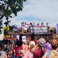Mulheres protestam no Rio e pedem maior presença do Estado Imagem referente a Mulheres protestam no Rio e pedem maior presença do Estado
