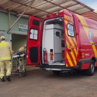 Homem sofre múltiplas escoriações após cair de patinete no Cataratas Imagem referente a Homem sofre múltiplas escoriações após cair de patinete no Cataratas