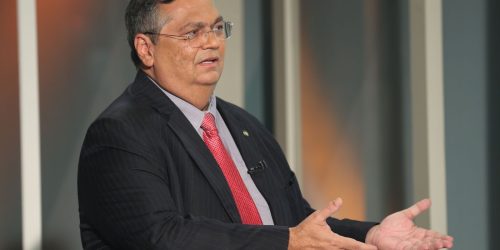 Imagem referente a Dino manda PF investigar novas irregularidades em emendas Pix