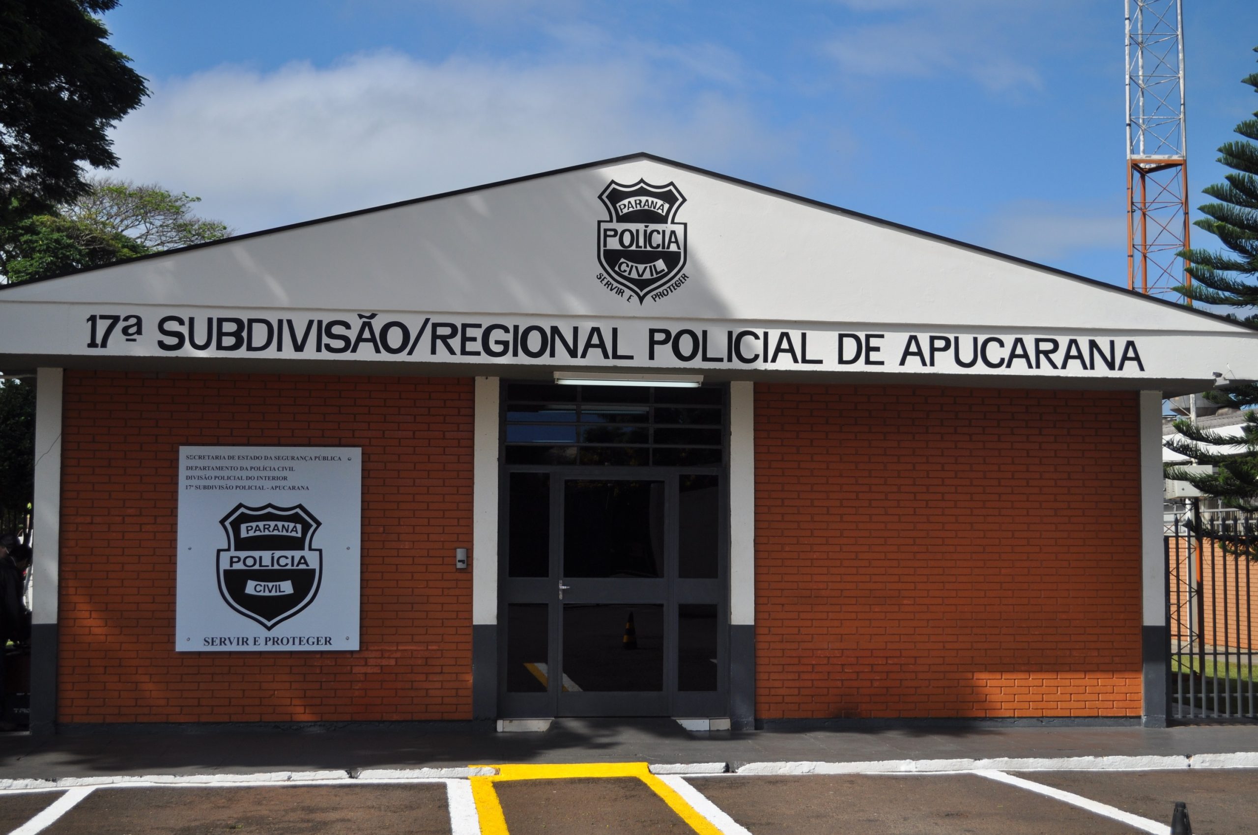 Golpe do PIX: Idosa perde R$ 29 mil após ligação misteriosa em Apucarana Golpe do PIX: Idosa perde R$ 29 mil após ligação misteriosa em Apucarana