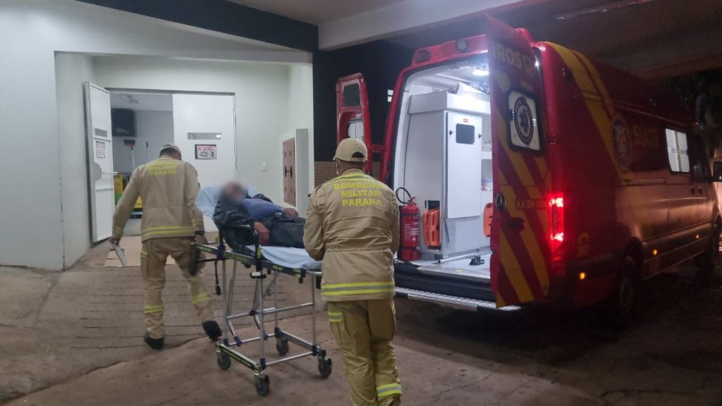 Idoso se acidenta em scooter elétrica durante chuva e é levado à UPA Tancredo Neves Idoso se acidenta em scooter elétrica durante chuva e é levado à UPA Tancredo Neves