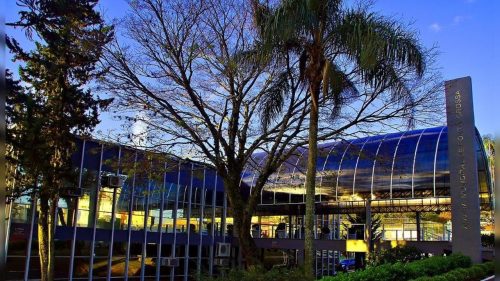 Câmara aprova orçamento de R$ 2,2 bilhões para 2026 Câmara aprova orçamento de R$ 2,2 bilhões para 2026