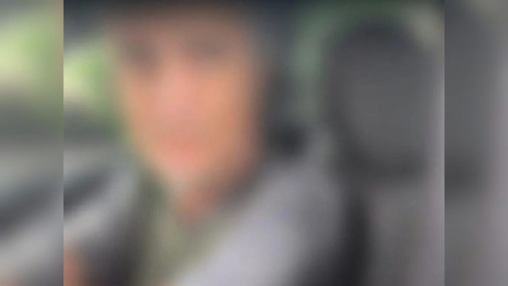 Foragido por estupro oferece R$ 10 mil a guardas para evitar prisão; veja vídeo Foragido por estupro oferece R$ 10 mil a guardas para evitar prisão; veja vídeo