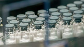 Vacina contra a dengue do Butantan começa a ser aplicada em janeiro