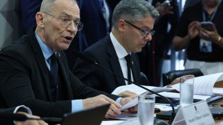 CPI do Crime convoca Bacellar, presidente da Alerj solto por colegas