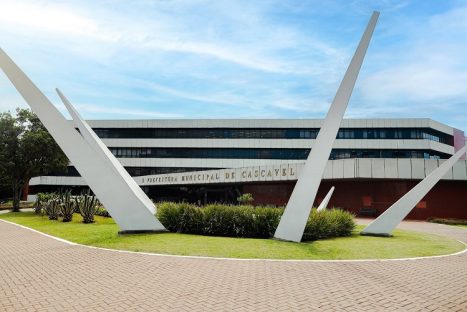 Cerca de 8 mil candidatos farão prova do concurso da Prefeitura neste domingo (14) Cerca de 8 mil candidatos farão prova do concurso da Prefeitura neste domingo (14)