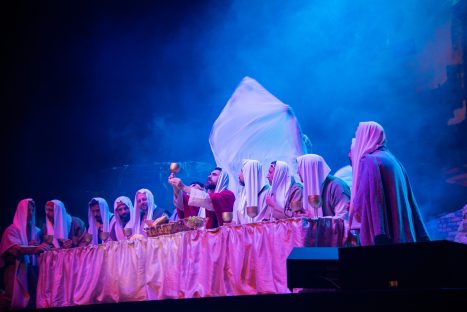 Natal na Cidade: estreia nesta quinta-feira (11) o espetáculo sobre a vida de Jesus, na Ressoar Igreja Natal na Cidade: estreia nesta quinta-feira (11) o espetáculo sobre a vida de Jesus, na Ressoar Igreja