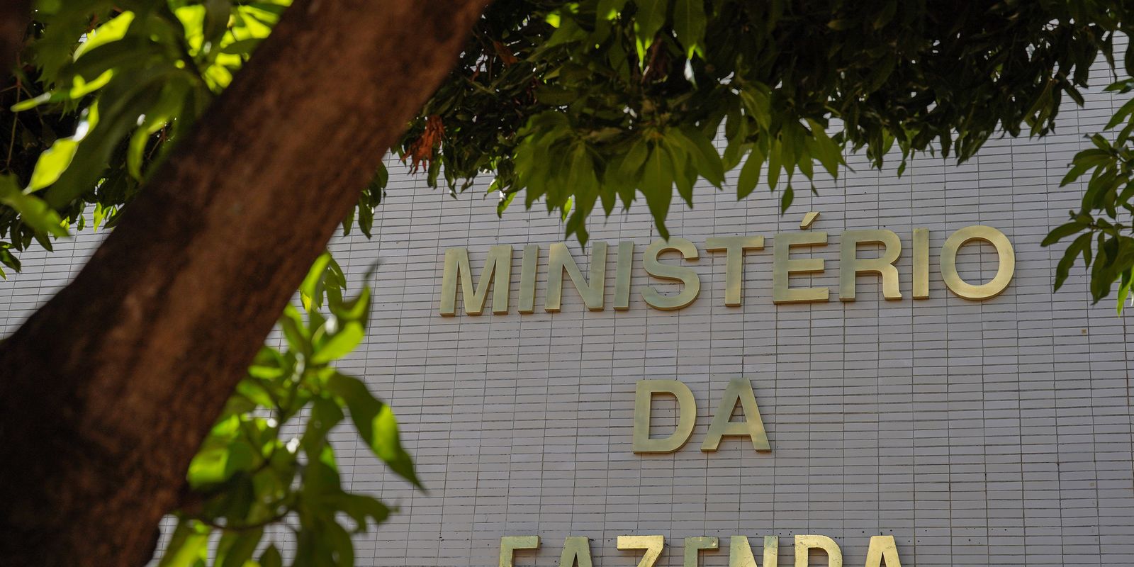 Estatais federais em dificuldade poderão pedir aportes da União Estatais federais em dificuldade poderão pedir aportes da União
