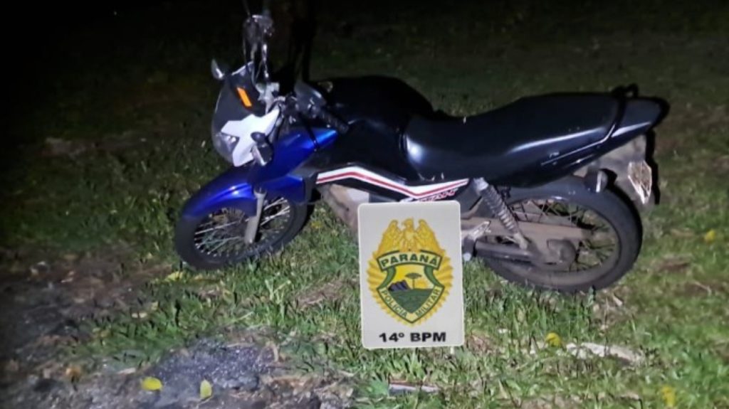PM recupera motocicleta furtada na região central de Foz do Iguaçu PM recupera motocicleta furtada na região central de Foz do Iguaçu