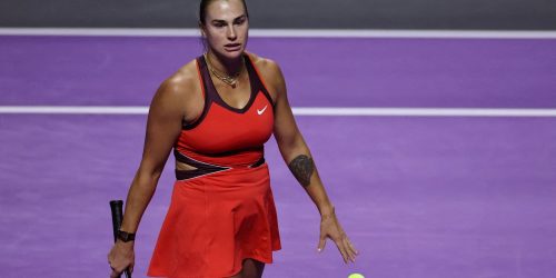 Sabalenka diz não ser justo que mulheres enfrentem atletas trans Sabalenka diz não ser justo que mulheres enfrentem atletas trans