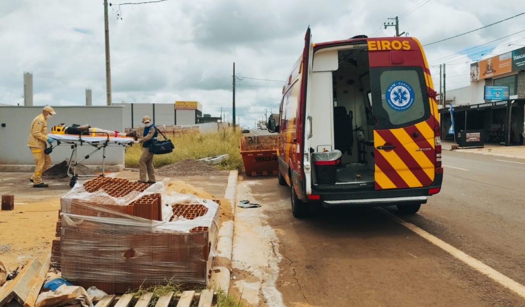 Queda de andaime deixa trabalhador ferido na Rua das Perdizes Queda de andaime deixa trabalhador ferido na Rua das Perdizes