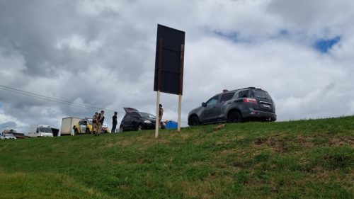 Homem detido com munições na BR-277 é 3º Sargento do Exército Imagem referente a Homem detido com munições na BR-277 é 3º Sargento do Exército