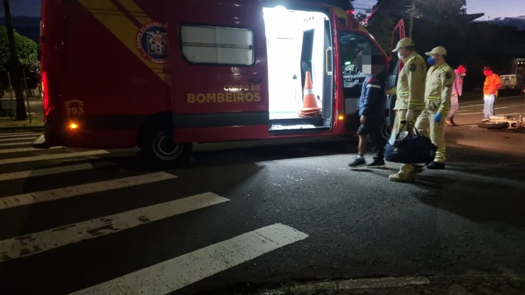 Motociclista fica ferido em acidente de trânsito no Bairro São Cristóvão Motociclista fica ferido em acidente de trânsito no Bairro São Cristóvão
