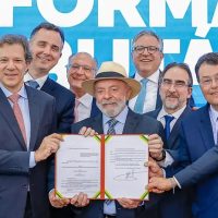 Mudança nos tributos: Cascavel investe R$ 120 mil em consultoria para evitar dor de cabeça com a reforma tributária Imagem referente a Mudança nos tributos: Cascavel investe R$ 120 mil em consultoria para evitar dor de cabeça com a reforma tributária