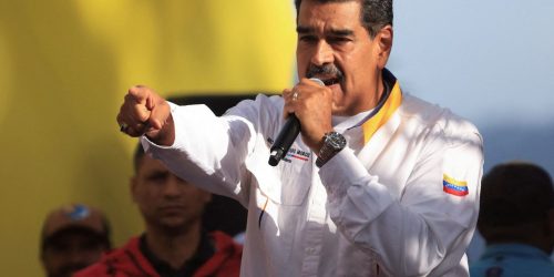 Venezuela chama de pirataria e roubo a apreensão de petroleiro por EUA Imagem referente a Venezuela chama de pirataria e roubo a apreensão de petroleiro por EUA