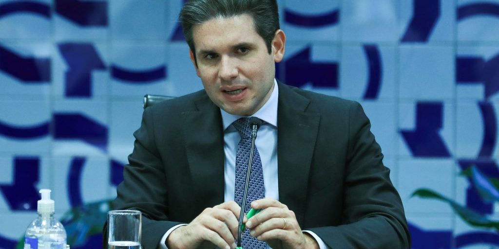 Motta alega questão de segurança para expulsar jornalistas de plenário Motta alega questão de segurança para expulsar jornalistas de plenário