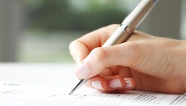 Assinatura falsa: Justiça de Cascavel condena Cooperativa e Seguradora Imagem referente a Assinatura falsa: Justiça de Cascavel condena Cooperativa e Seguradora