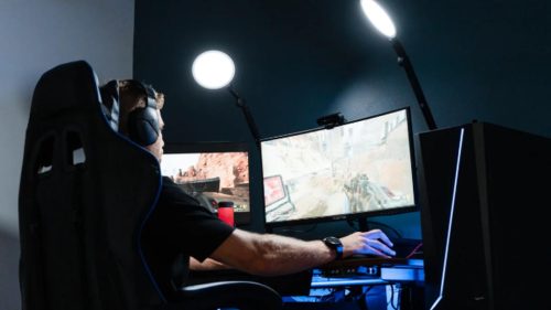 Streaming e transmissões ao vivo: como formatos interativos aumentam o engajamento do jogador Streaming e transmissões ao vivo: como formatos interativos aumentam o engajamento do jogador