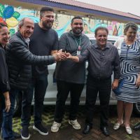 Cascavel avança com novo Centro Intergeracional no Riviera e entrega de veículo ao CRAS Imagem referente a Cascavel avança com novo Centro Intergeracional no Riviera e entrega de veículo ao CRAS