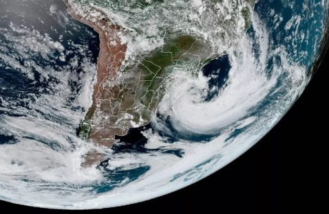 Imagem de satélite da NASA mostra tamanho do ciclone que atingiu Brasil Imagem de satélite da NASA mostra tamanho do ciclone que atingiu Brasil