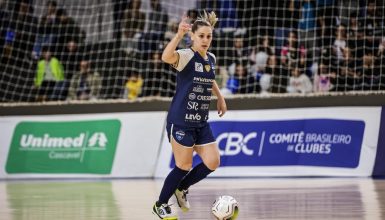 Stein Cascavel sai em desvantagem no primeiro jogo das finais da Liga Feminina de Futsal Imagem referente a Stein Cascavel sai em desvantagem no primeiro jogo das finais da Liga Feminina de Futsal